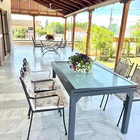 Apartment Saltos Nea Tenedhos
